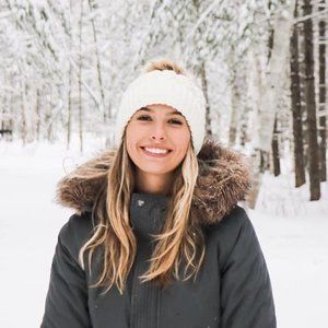 Meet your Posher, Abby